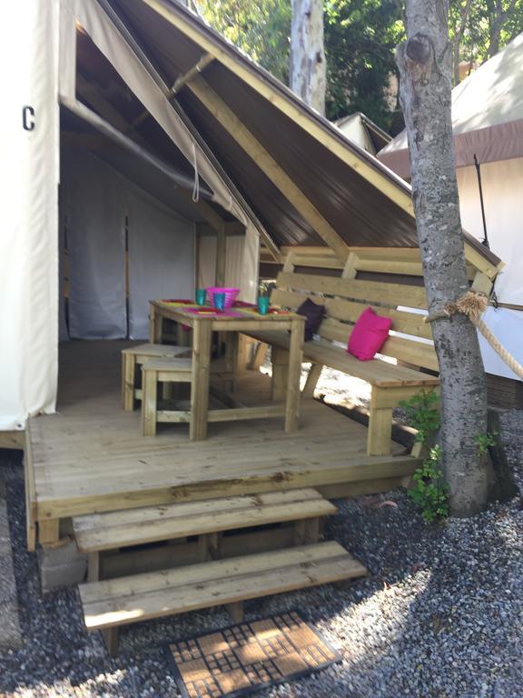Camping Les Orangers San-Martino-di-Lota الغرفة الصورة