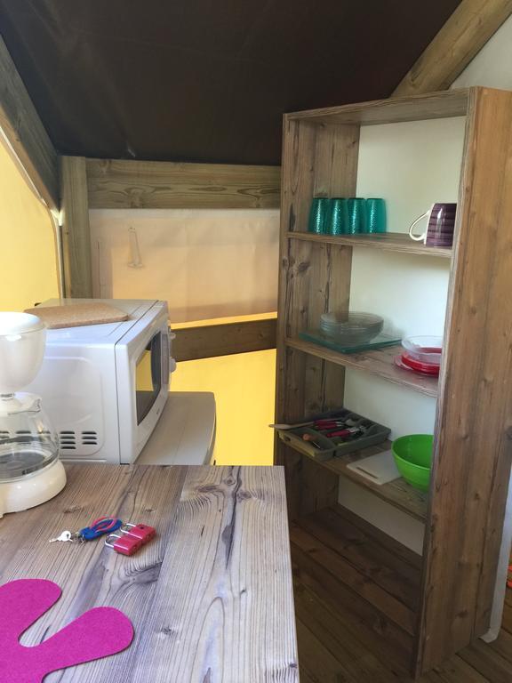 Camping Les Orangers San-Martino-di-Lota المظهر الخارجي الصورة