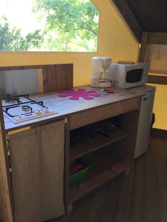 Camping Les Orangers San-Martino-di-Lota المظهر الخارجي الصورة